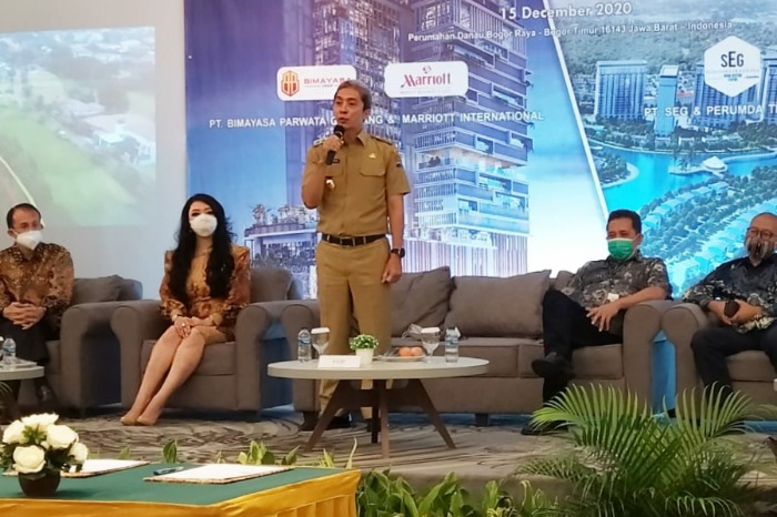 Wakil Walikota Bogor ikut menyaksikan penandatanganan MoU PT. Sejahtera Eka Graha (SEG) dan Perumda Tirta Pakuan Kota Bogor, dengan PT. Bimayasa Parwata Gemilang dengan Marriott International Hotel.