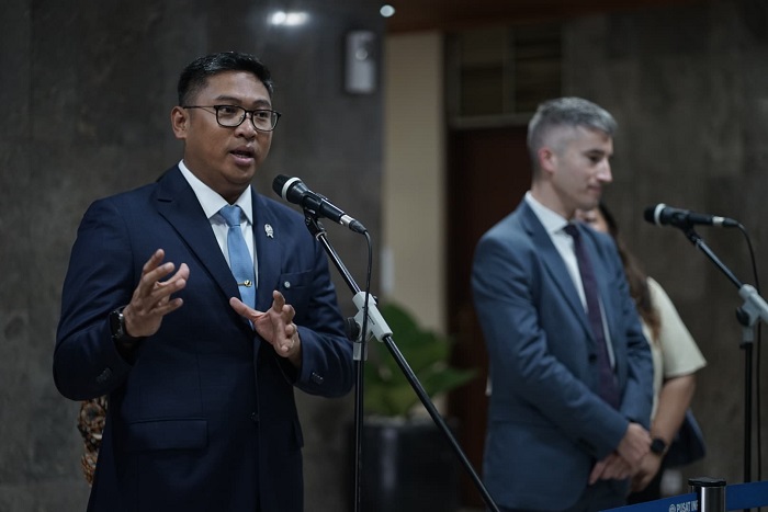 Wamentan Sudaryono dalam pertemuan bilateral dengan Wamentan Agentina Agustin Tejeda Rodriguez membahas peluang kerja sama. (Dok. Kementan)

