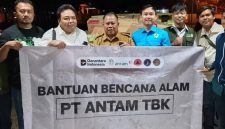 PT Antam UBPE Pongkor telah menyalurkan bantuan logistik bagi korban banjir bandang dan longsor di Kecamatan Cigudeg. (Dok. PT Antam UBPE Pongkor )